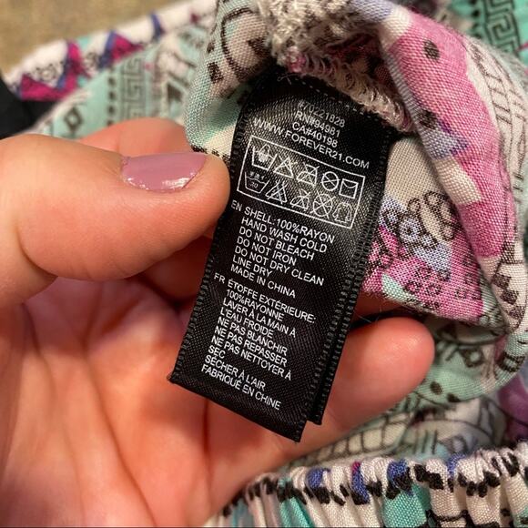 Forever 21 Tribal Print Loose Fit Skirt Juniors' Size Large w/ Pockets - Picture 6 of 8